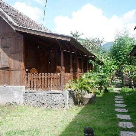 Satria House Amed Ξενοδοχείο Εξωτερικό φωτογραφία